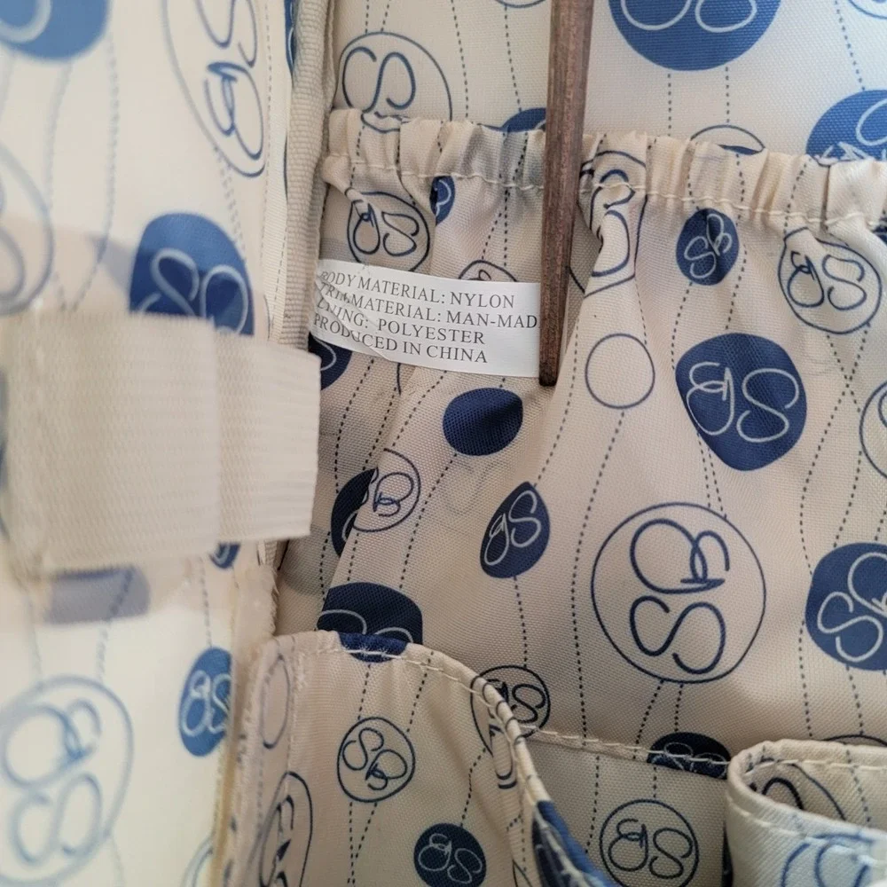 Samantha Brown Gray Nylon Hanging Cosmetic Travel Toiletry Case Organizer Bag‎